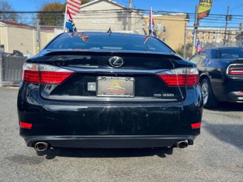 2015 Lexus ES 350 Crafted Line