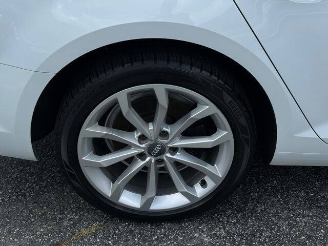 2019 Audi A4 Premium Plus 40 TFSI