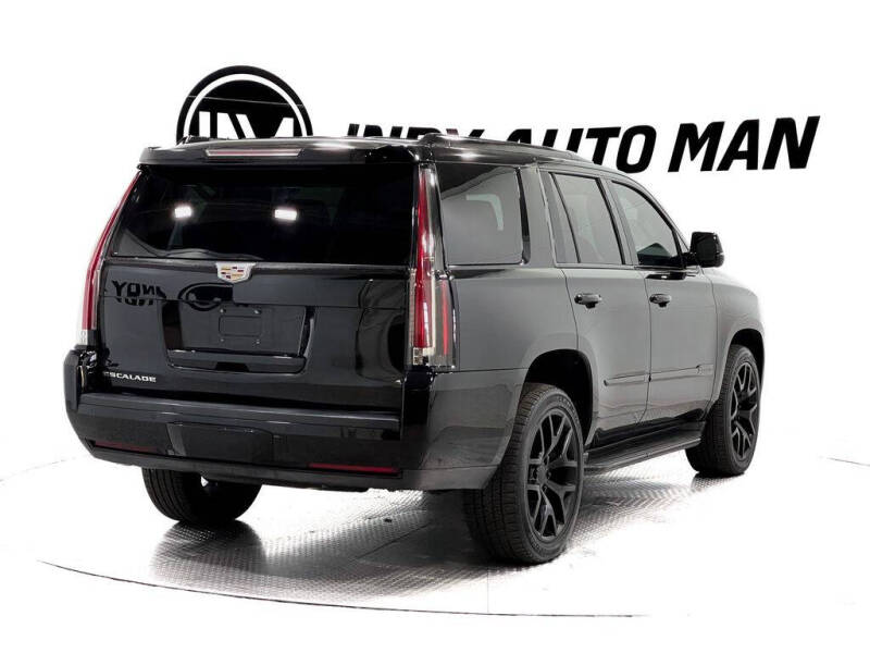 2016 Cadillac Escalade Luxury Collection