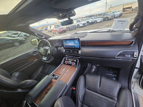 2022 Lincoln Navigator L Black Label