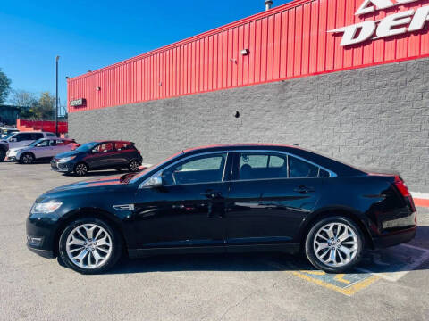 2017 Ford Taurus Limited