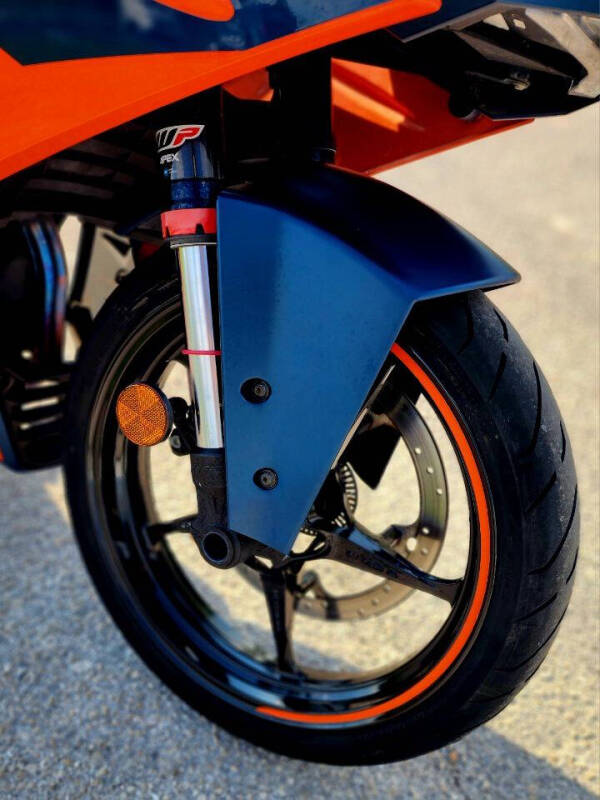 2022 KTM RC 390