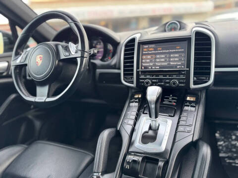 2012 Porsche Cayenne Tiptronic