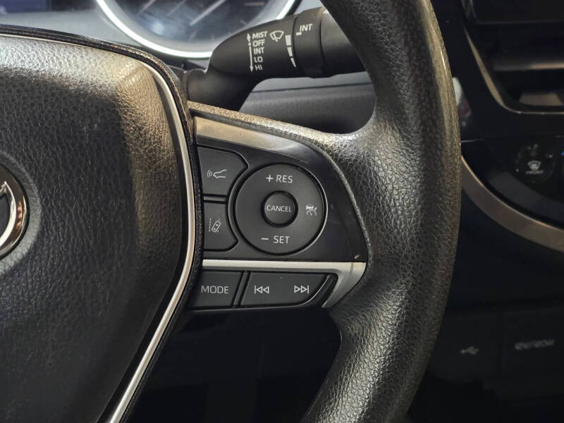 2022 Toyota Camry LE