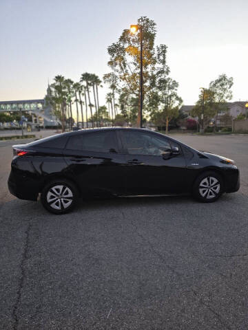 2017 Toyota Prius Two