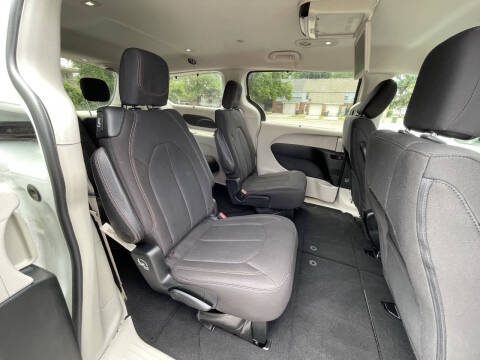 2017 Chrysler Pacifica Touring Plus