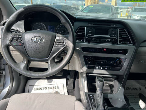 2017 Hyundai Sonata SE