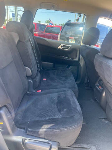 2014 Nissan Pathfinder S