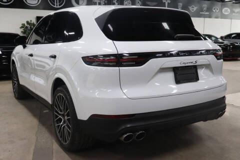 2019 Porsche Cayenne S