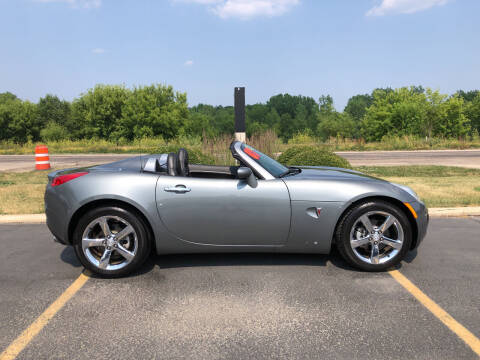 2007 Pontiac Solstice for sale at Fox Valley Motorworks in Lake In The Hills IL