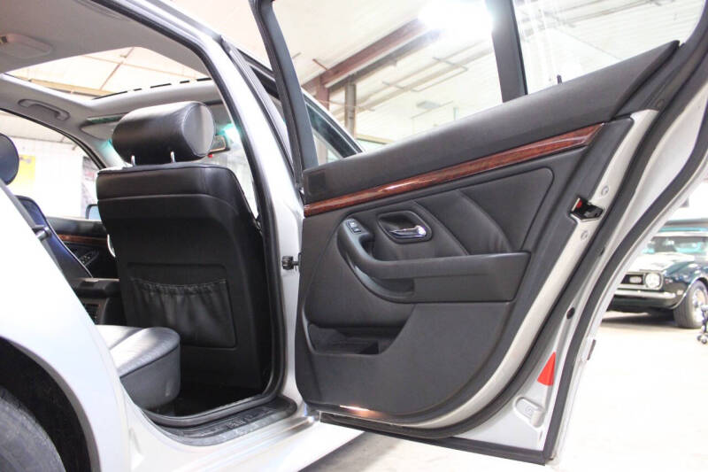 2000 BMW 5 Series 528i