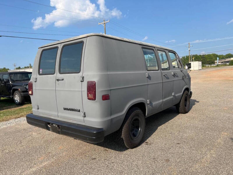 1986 Dodge Ram Van