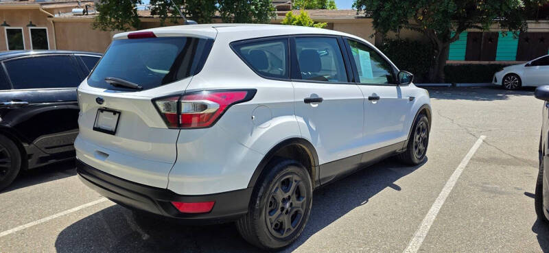 2017 Ford Escape S