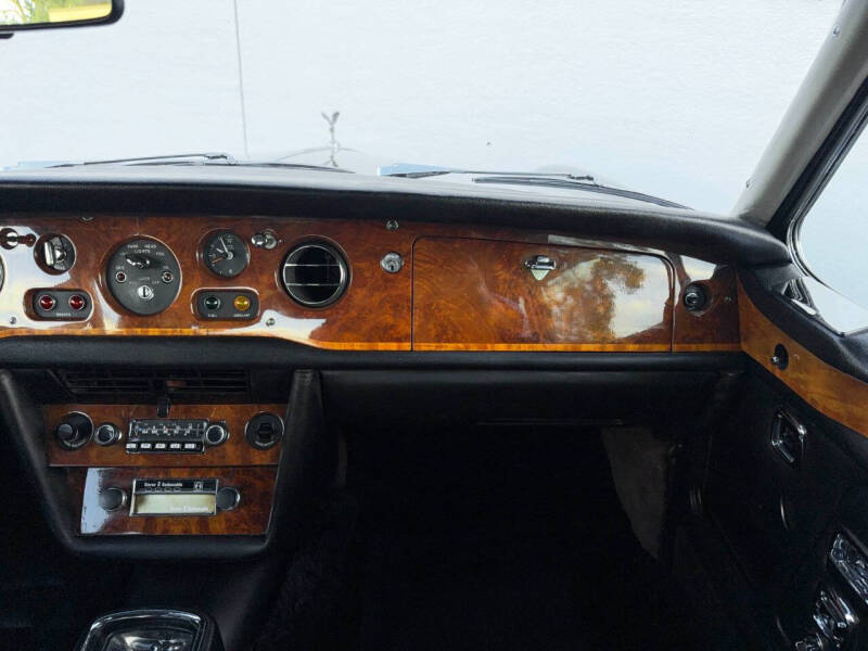 1975 Rolls-Royce Corniche