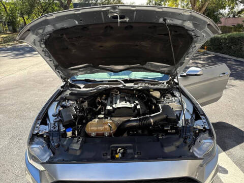 2020 Ford Mustang EcoBoost Premium