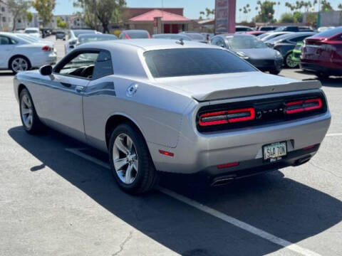 2015 Dodge Challenger SXT