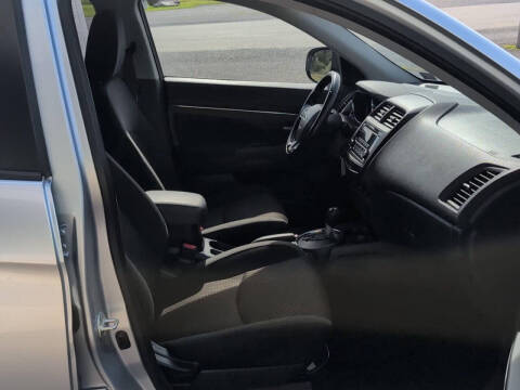 2016 Mitsubishi Outlander Sport 2.4 ES