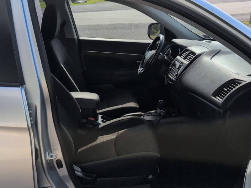 2016 Mitsubishi Outlander Sport 2.4 ES