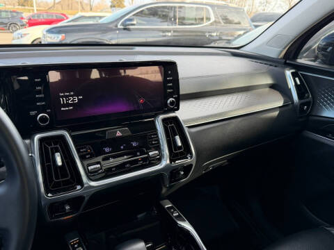 2023 Kia Sorento SX