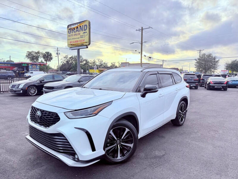2021 Toyota Highlander XSE's photo