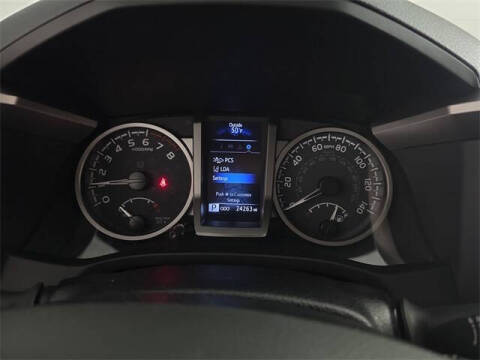 2022 Toyota Tacoma SR5 V6