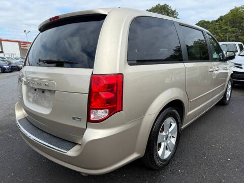 2013 Dodge Grand Caravan SE