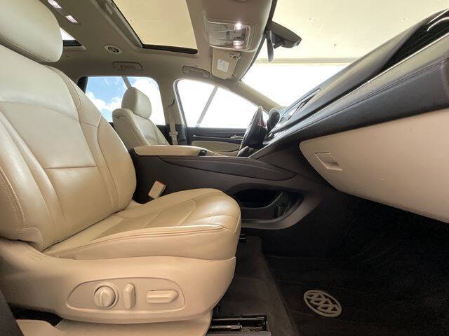 2020 Buick Enclave Essence