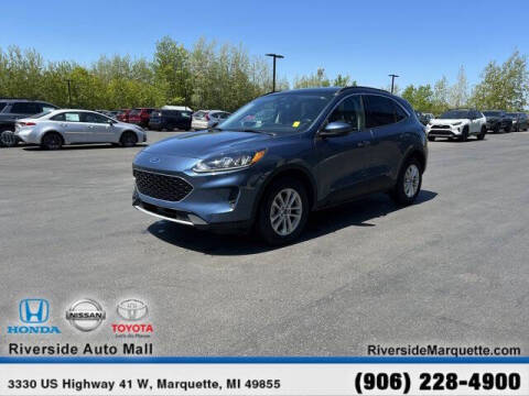 2020 Ford Escape SE