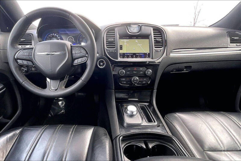 2023 Chrysler 300 S V6