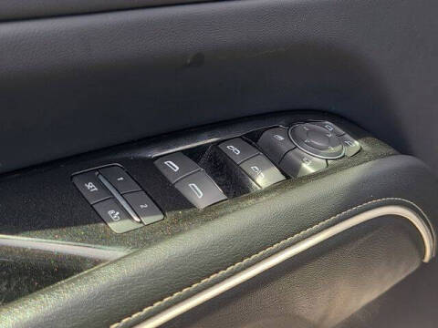 2023 Cadillac Escalade ESV Premium Luxury