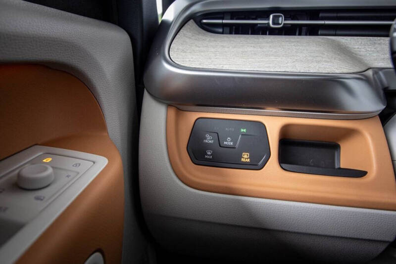 2025 Volkswagen ID. Buzz 1st Edition 4Motion