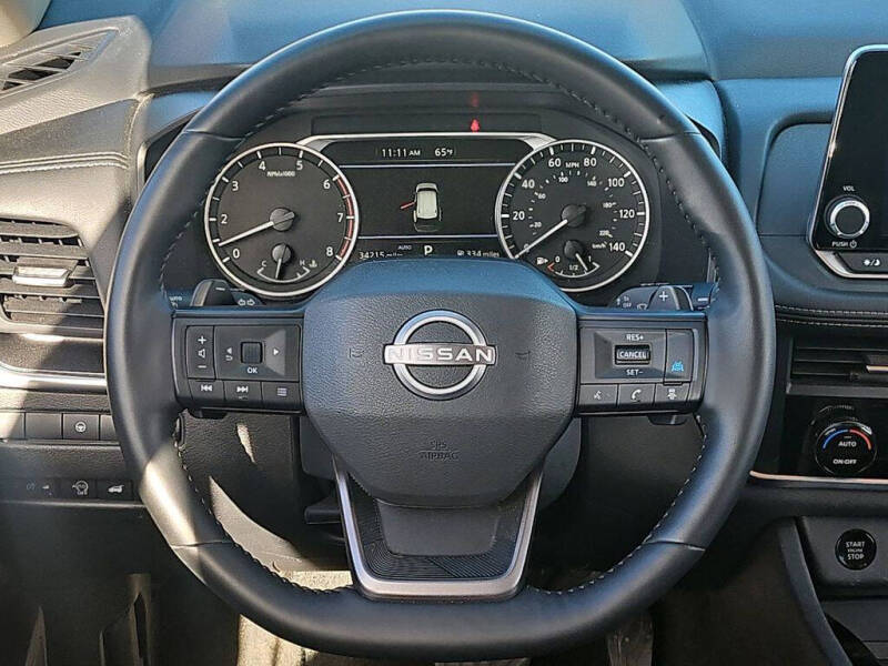 2025 Nissan Rogue SV