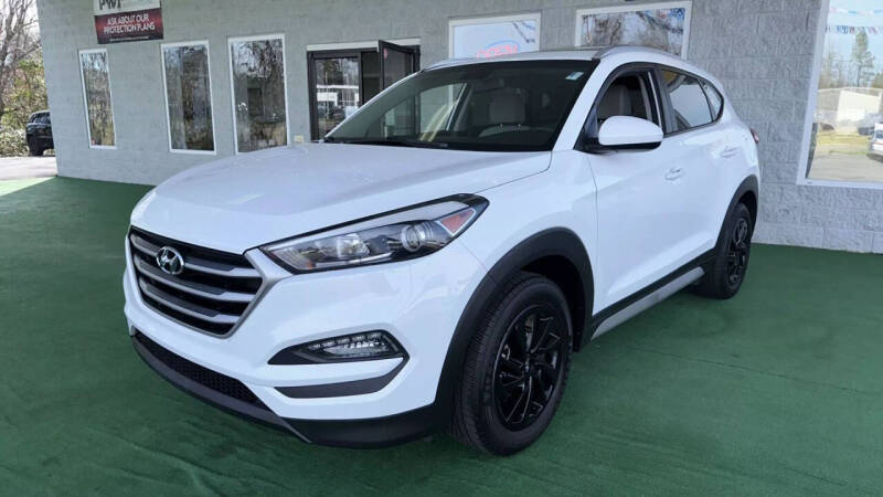 2018 Hyundai Tucson for sale at iVueCars in Gastonia NC