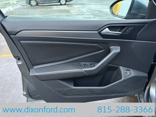 2024 Volkswagen Jetta SE