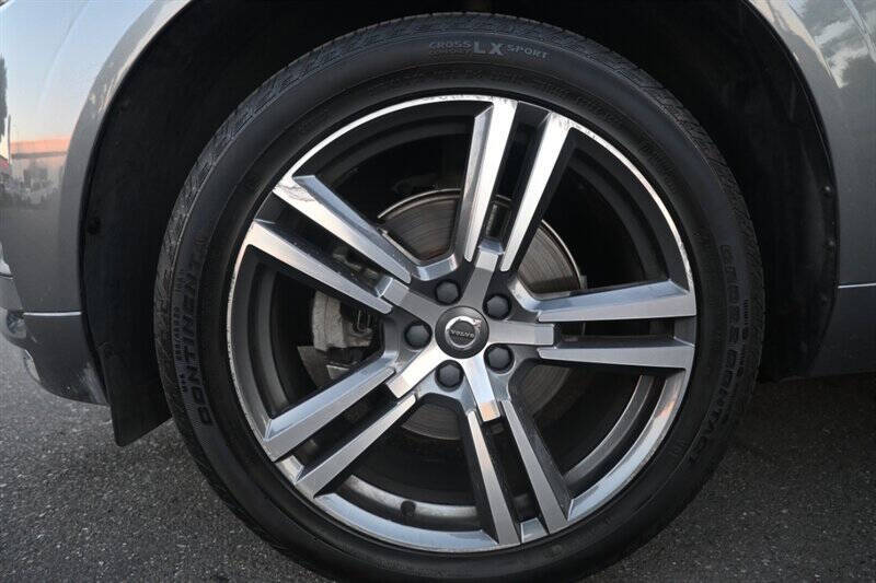 2020 Volvo XC60 T5 Momentum