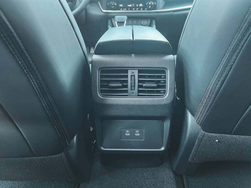 2026 Nissan Rogue Dark Armor