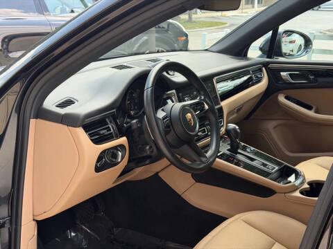 2023 Porsche Macan