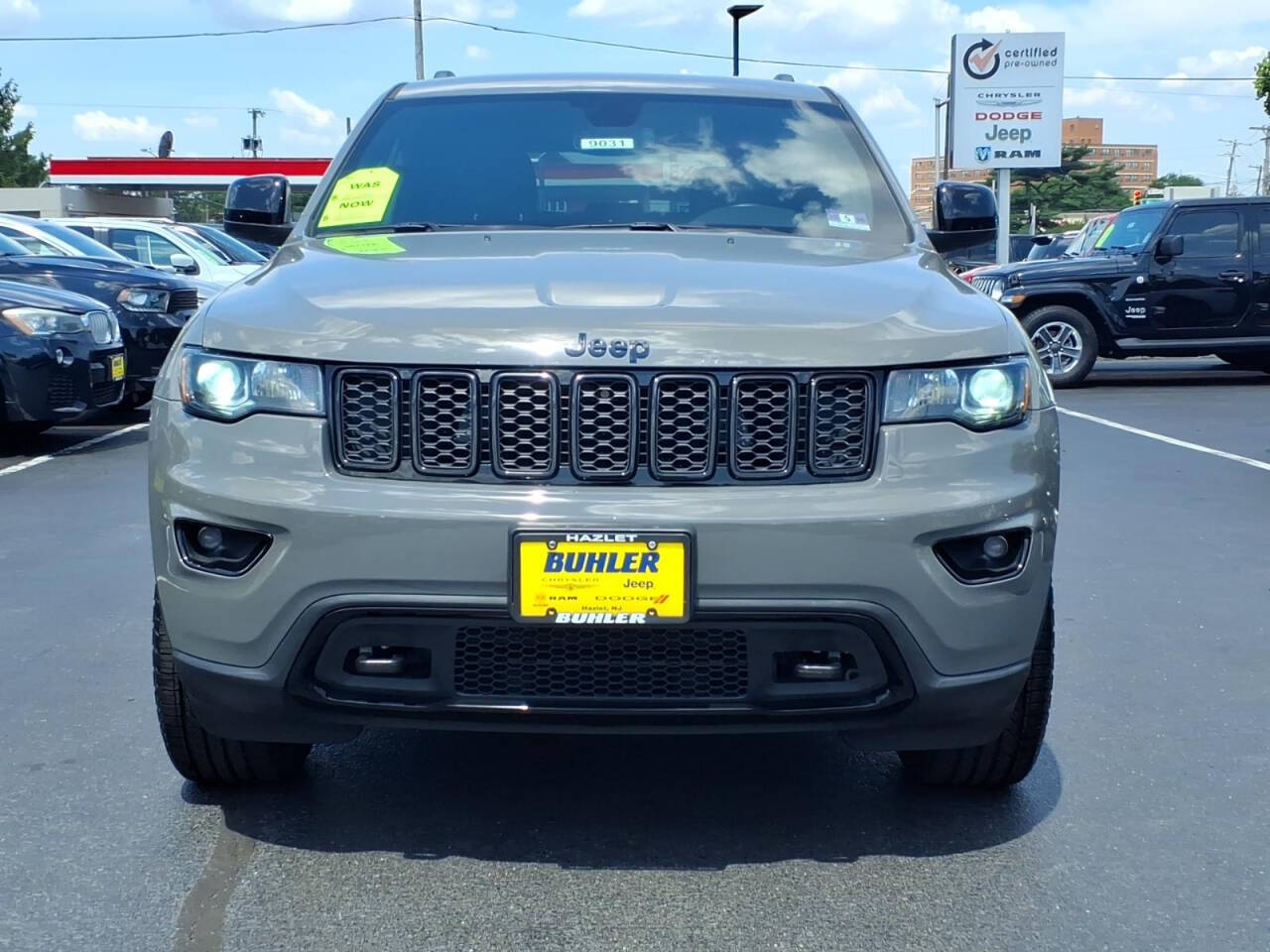 Sting-Gray Clearcoat 2019 Jeep Grand Cherokee Laredo 4x4 Laredo 4dr SUV 2