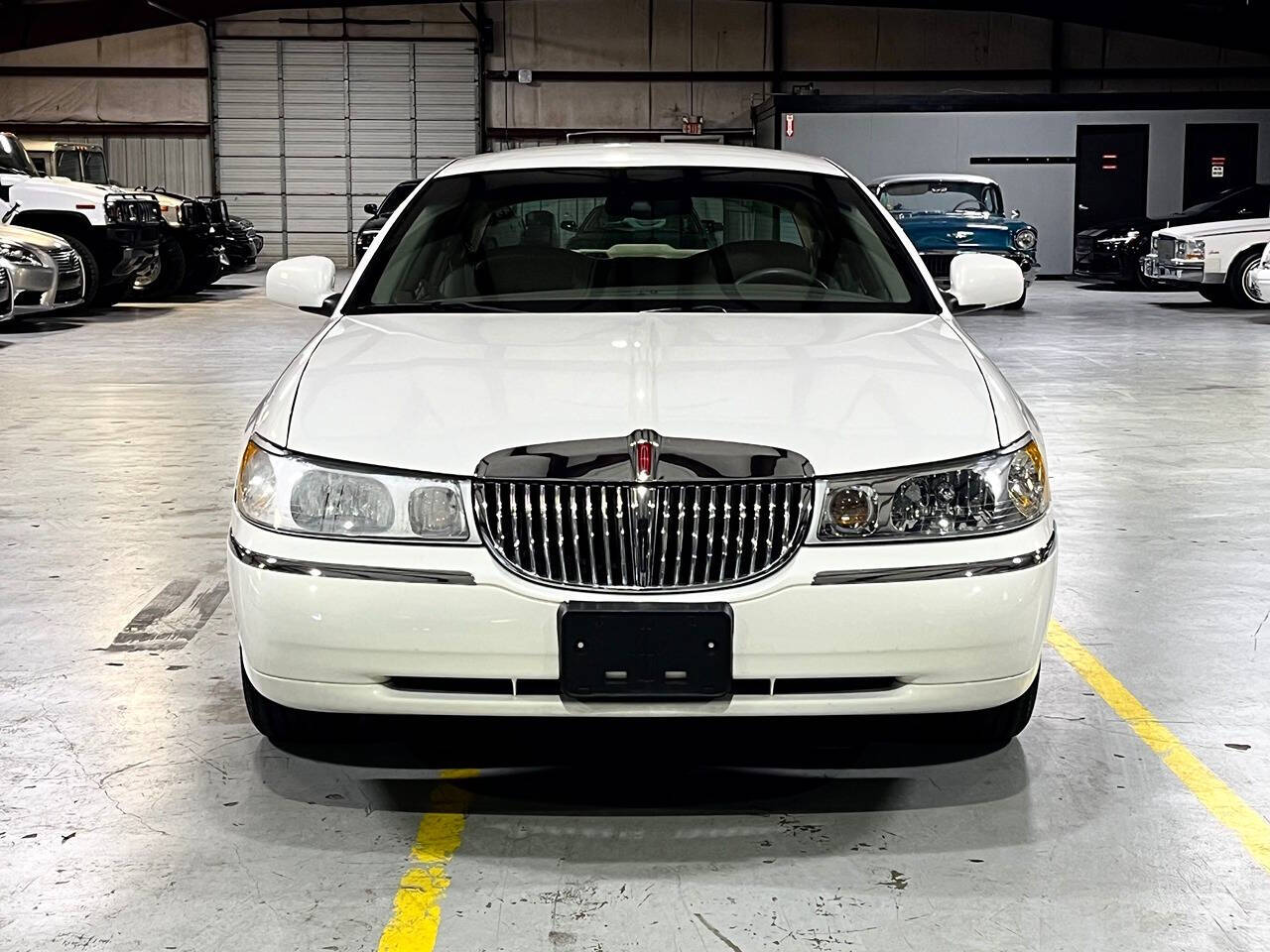 2002 Lincoln Town Car for sale at Carnival Car Company in Victoria, TX