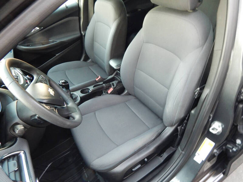 2018 Chevrolet Cruze LT Manual