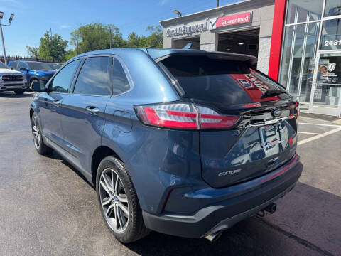 2019 Ford Edge Titanium