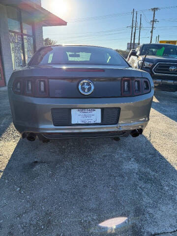 2014 Ford Mustang V6