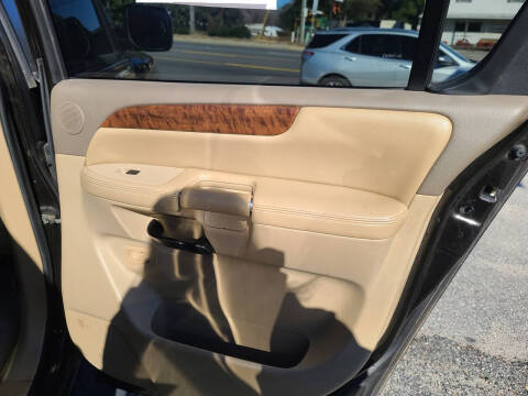 2013 Nissan Armada Platinum