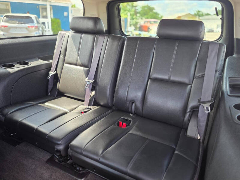 2014 Chevrolet Suburban LT