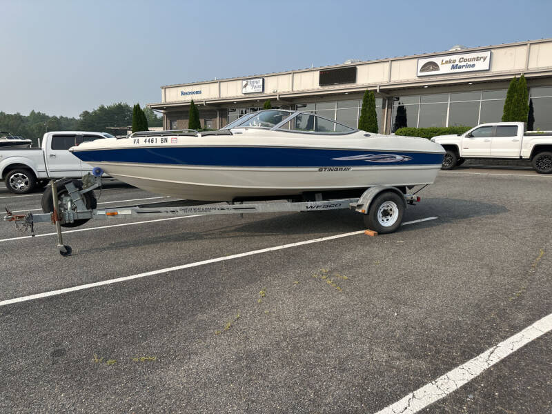 2008 Stingray Boats 205LR for sale at Performance Boats in Mineral VA