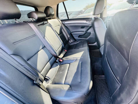 2021 Volkswagen Golf TSI