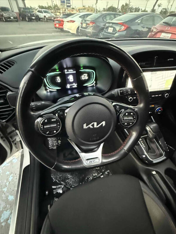 2023 Kia Soul GT-Line