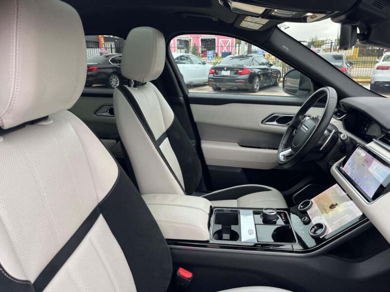 2019 Land Rover Range Rover Velar P250 R-Dynamic SE