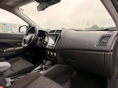 2020 Mitsubishi Outlander Sport SE