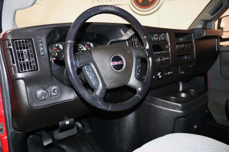 2023 GMC Savana 3500